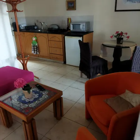 Anastasia アパート